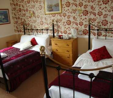 Twin En-suite Room (inc. Breakfast)