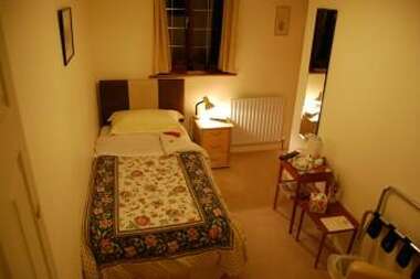 Standard Single Room- Single Week-end Saver Offer
