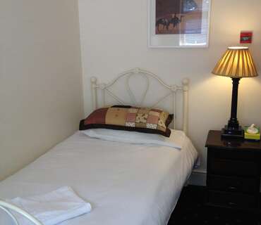 Single En-suite Room (inc. Breakfast)