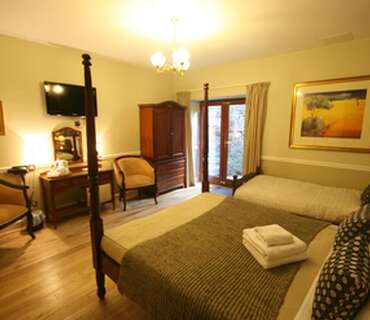 Family Room (inc. Breakfast)