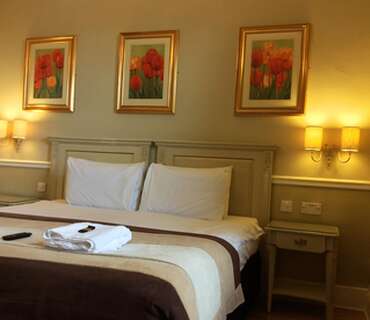 Double Room (inc. Breakfast)