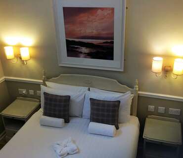 Double Room (inc. Breakfast)