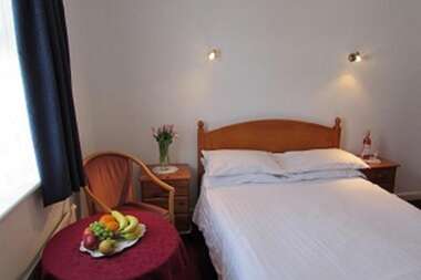 Double Room En-suite Shower(room Only)