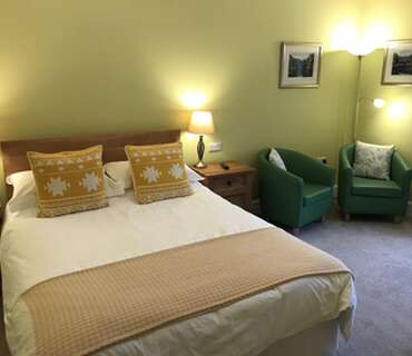 Single Occupancy King En Suite (incl Breakfast)
