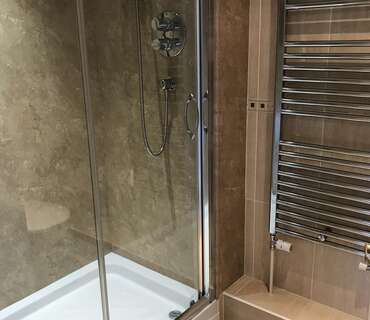 Single En-suite Room (inc. Breakfast) Rm 3