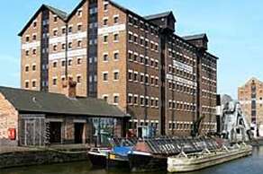 Visiting Gloucester Docks