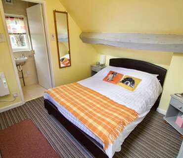 James Glazebrook Double En-suite Room (inc. Breakfast)