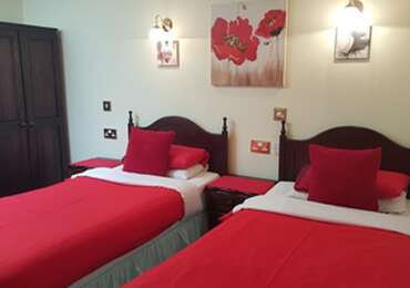 Twin En-suite Room No Window