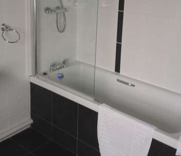 Family Room Luxury Ensuite (Inc. Breakfast)