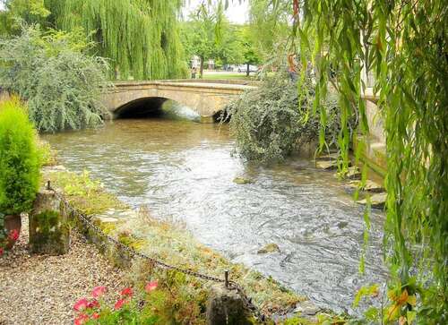 Bourton On The Water