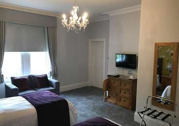 Twin En-suite 1 Adult