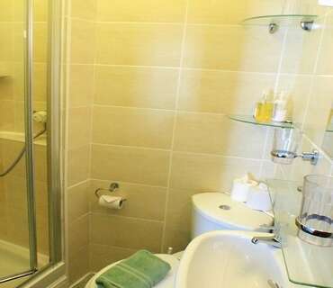Family En-suite (inc. Breakfast)