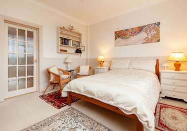 Double with En-suite and Garden View