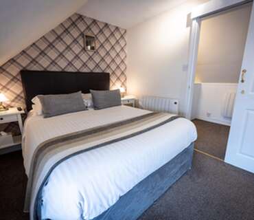 Double En-suite Room 5 (inc. Breakfast)