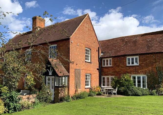 Home - Manor Farm, Bed And Breakfast In Nr Bicester