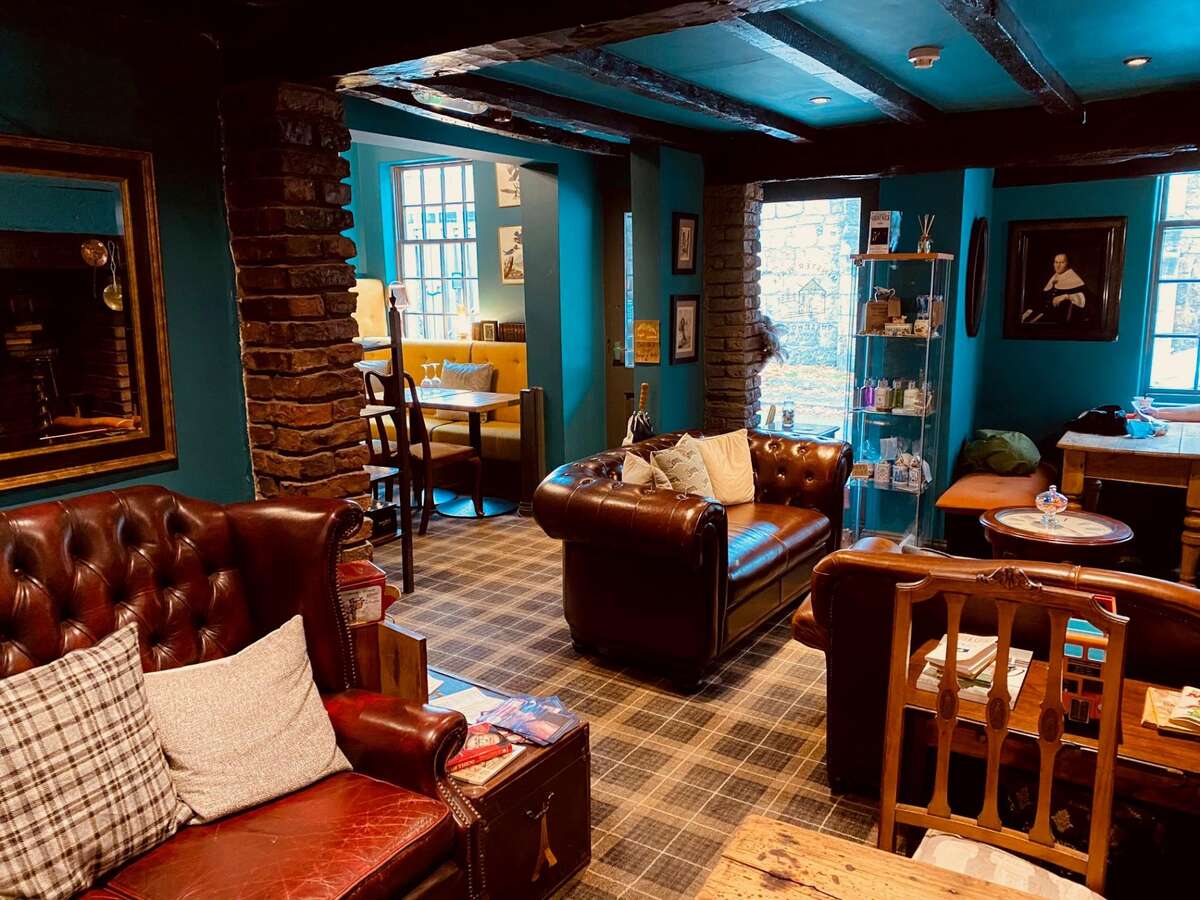 Our Gallery Minster Walk Guest House, Guest House in York