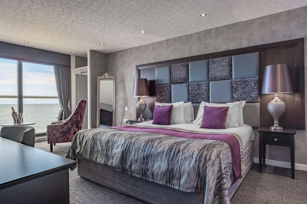 Our Gallery Number 44 Hotel Bar Hotel In Stonehaven Our gallery number 44 hotel bar hotel in stonehaven