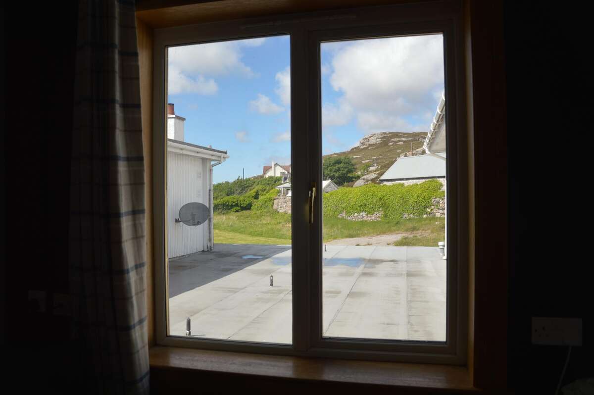 Our Gallery Kinlochbervie Hotel, Hotel in By Lairg