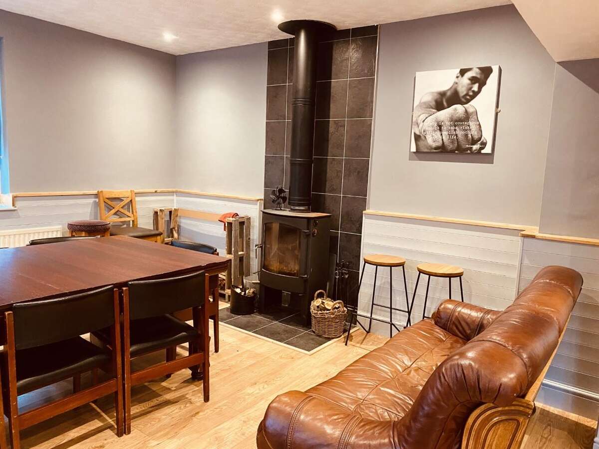 Our Gallery The Salmon Leap Hotel, Hotel in Whitby