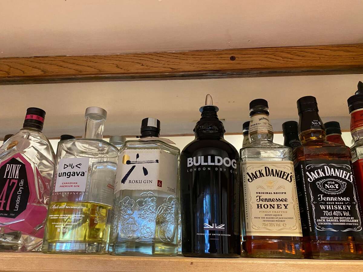 Our Gallery The Salmon Leap Hotel, Hotel in Whitby