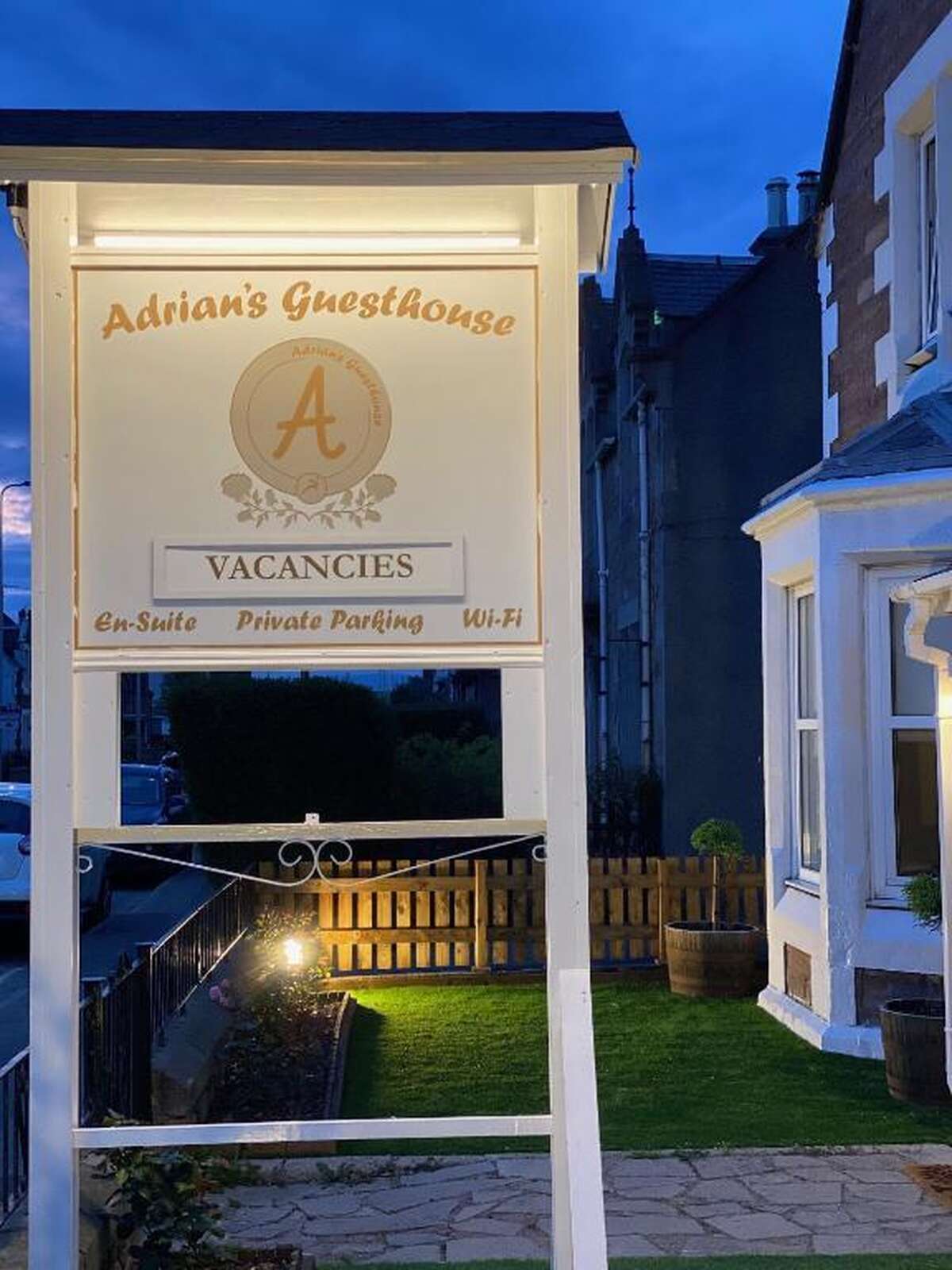 Our Gallery - Adrians Guest House, Bed And Breakfast In Inverness