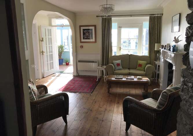 Home - Lawrenny Lodge, Bed And Breakfast In Barmouth