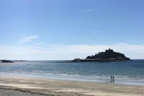 St Michaels Mount (2 mi)