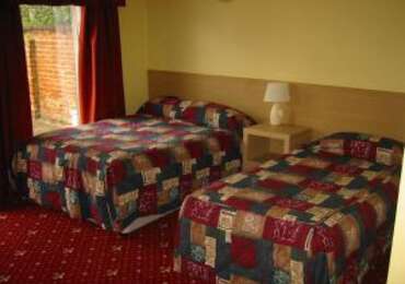 Family En-suite Room (inc. Breakfast)