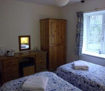Twin En-suite Room (inc. Breakfast)