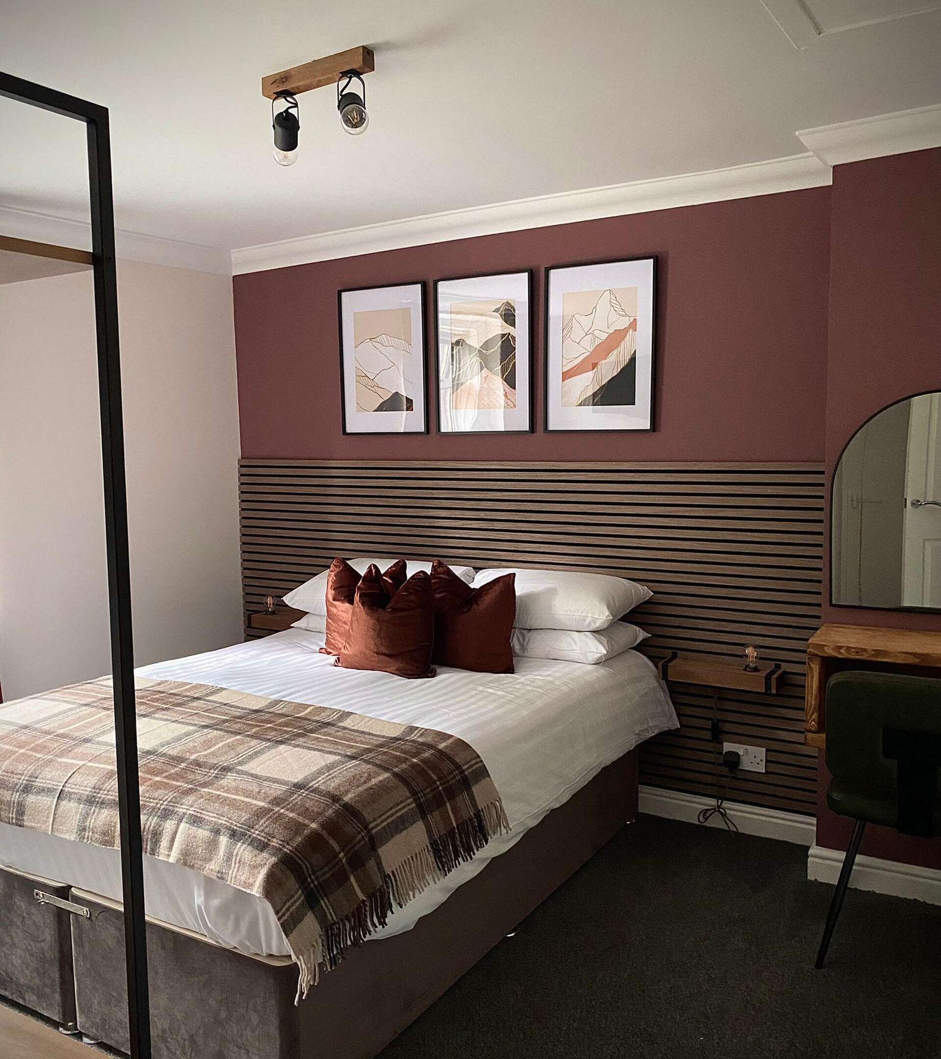 Lochside Guest House in Arrochar, United Kingdom