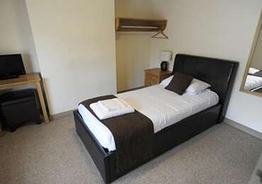 Classic Single Room