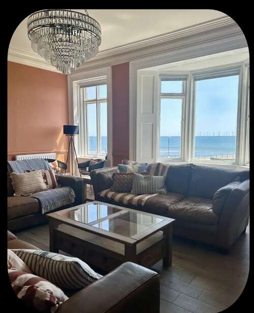 No2 The Green - Whole house rental , 7 beds