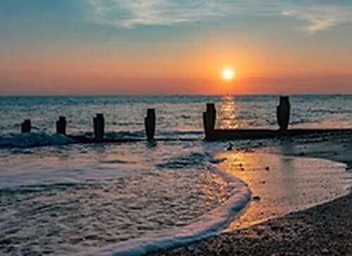 HAYLING ISLAND BEACH