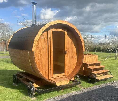 Onsite Sauna and Plunge Pool