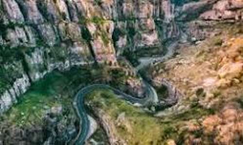Cheddar Gorge & Caves