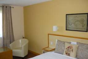 Photo of Travel Plaza Hotel