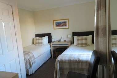 Twin En-suite Room