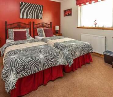 Twin En-suite Room