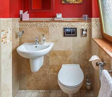 Twin En-suite Room