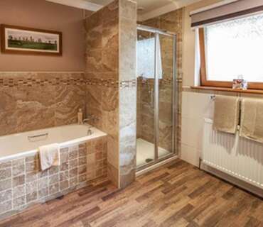 Double Room With Private Luxury Bathroom