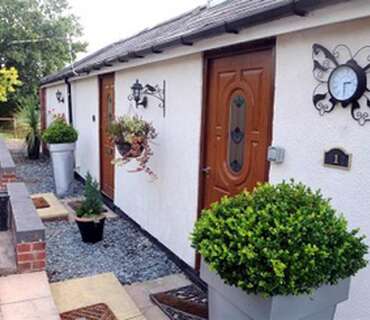 Self Contained Cottage kingsize