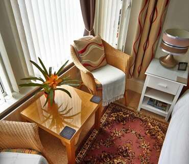 King Size En-suite (including Breakfast)