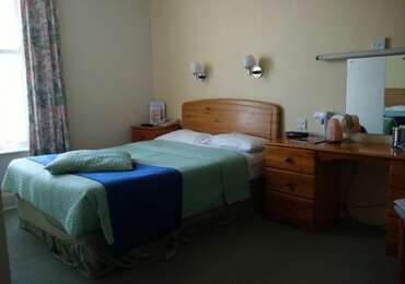 Standard double room (single occupancy), with ensuite bathroom