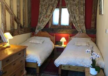 Garden Twin En-suite Room (inc. Breakfast)