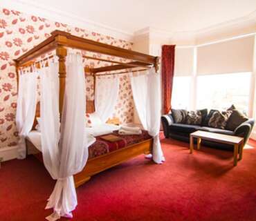 Superior King En-suite(inc. Breakfast)