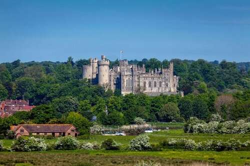 ARUNDEL CASTLE - Arundel, West Sussex (30 miles)
