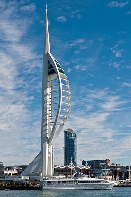 GUNWHARF QUAYS & THE SPINNAKER TOWERÂ are 0.5 miles away (10 minutes on foot)