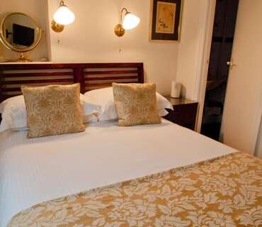 Double En-suite Room (inc. Breakfast)