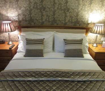 King Double En-suite for two adults