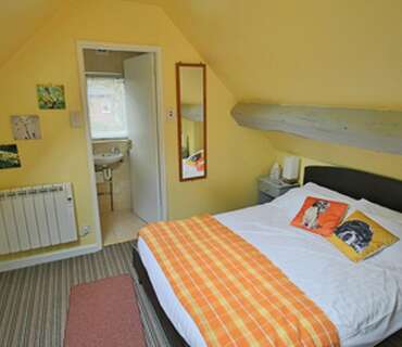 James Glazebrook Double En-suite Room (inc. Breakfast)